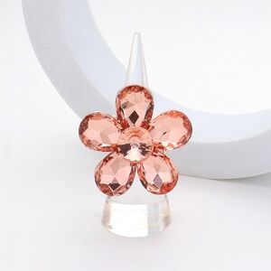 Peach Cluster Crystal Stretch Flower Ring